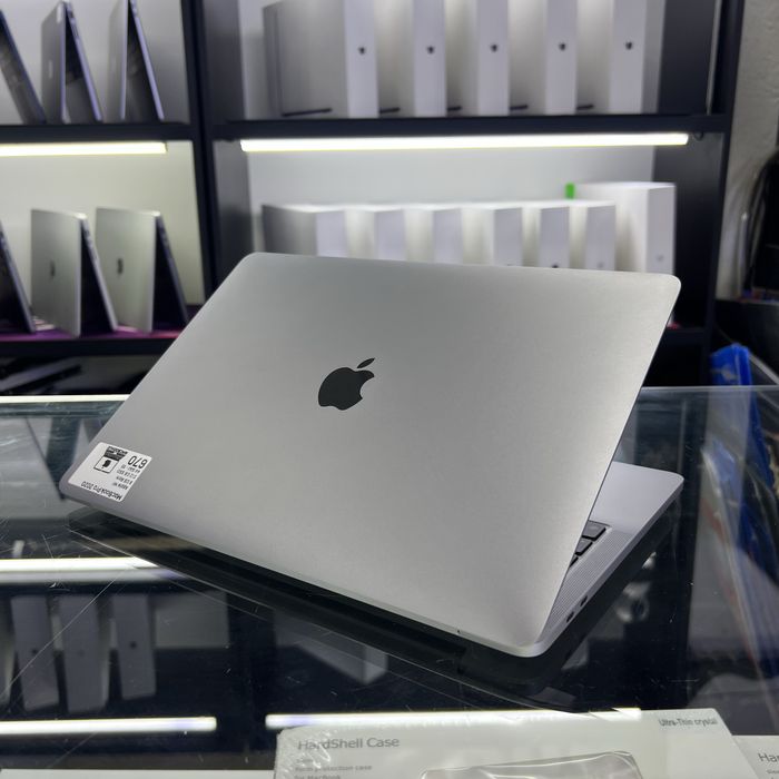 Macbook Pro M1 Space Grey