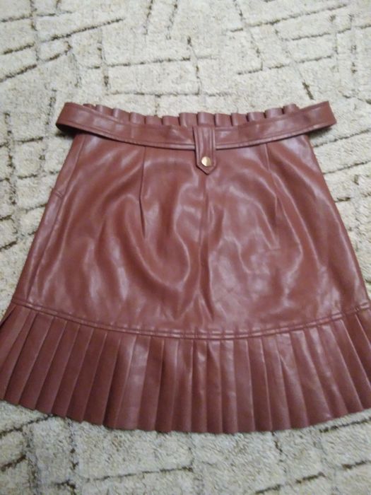 Дамска кожена пола Zara