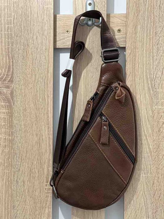 Borseta diagonala Barbati (crossbody) Slim: Piele Naturala Negru- Maro