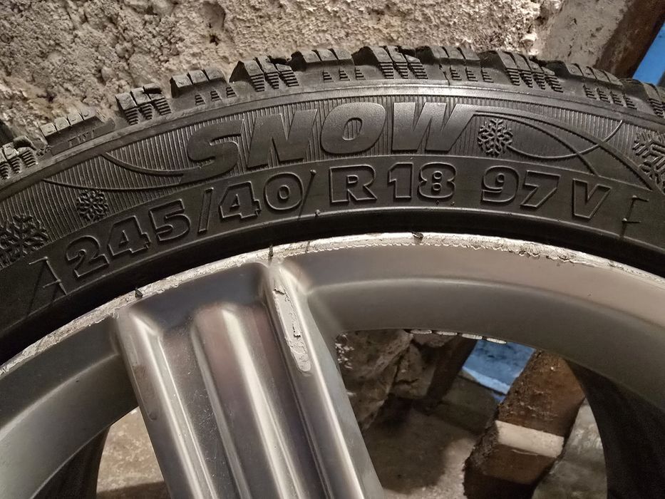 Зимни гуми 245/40/18
