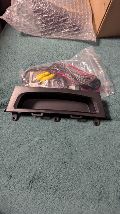 мултимедия Hyunda santa fe