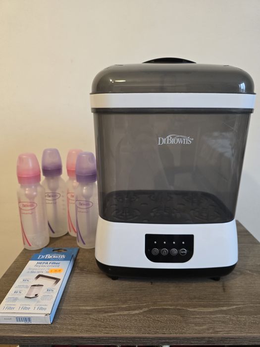 Sterilizator si uscator pentru biberoane Dr. Browns