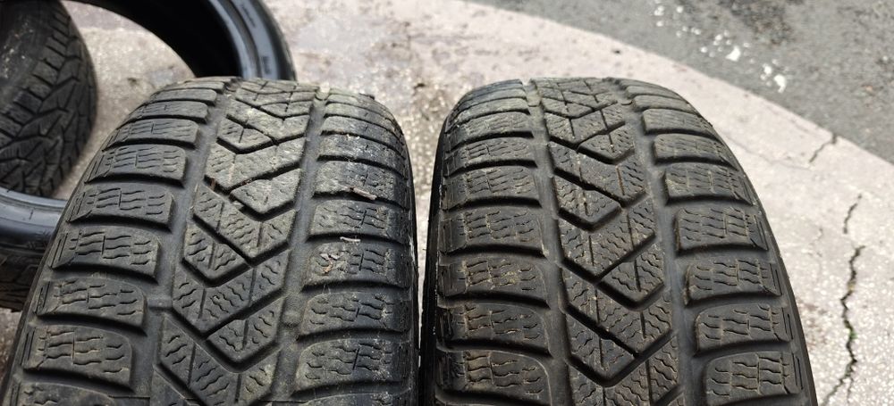 Cauciucuri iarna 205 55 17