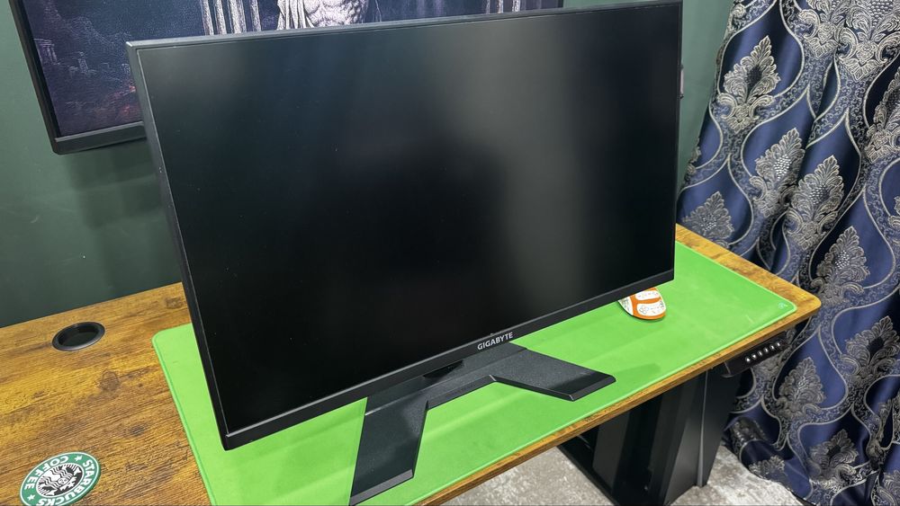Gigabyt G27Q монитор 144грц