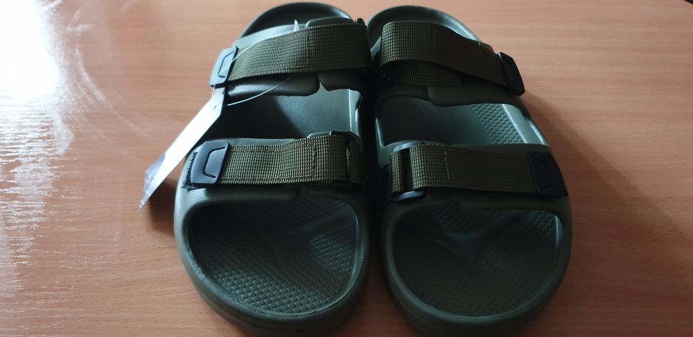 Slapi Feetty - 45 cm