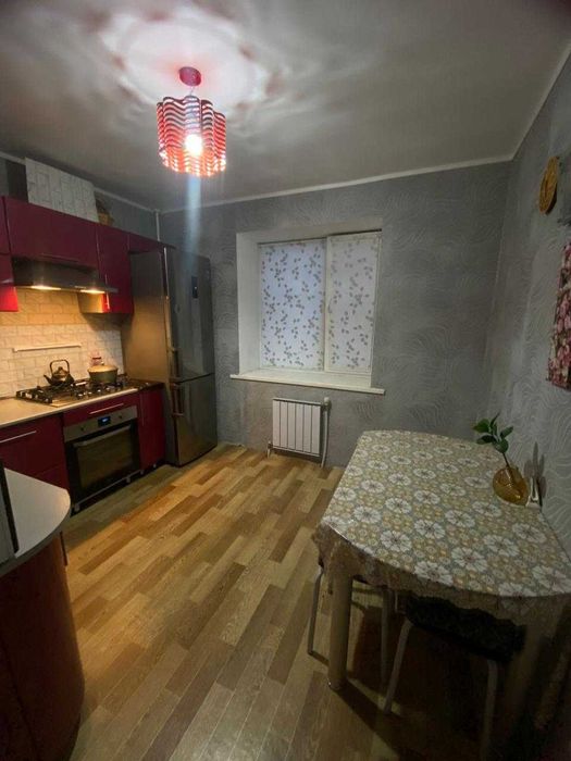Продается 2 комнатная квартира  в КЖБИ в новом доме
