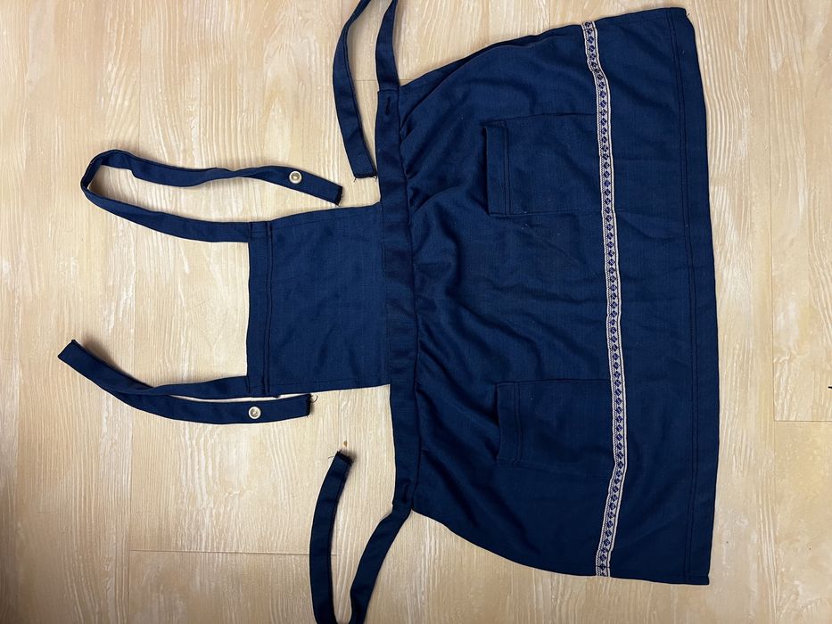 Vand, uniformă scolară fete, noua din epoca comunista