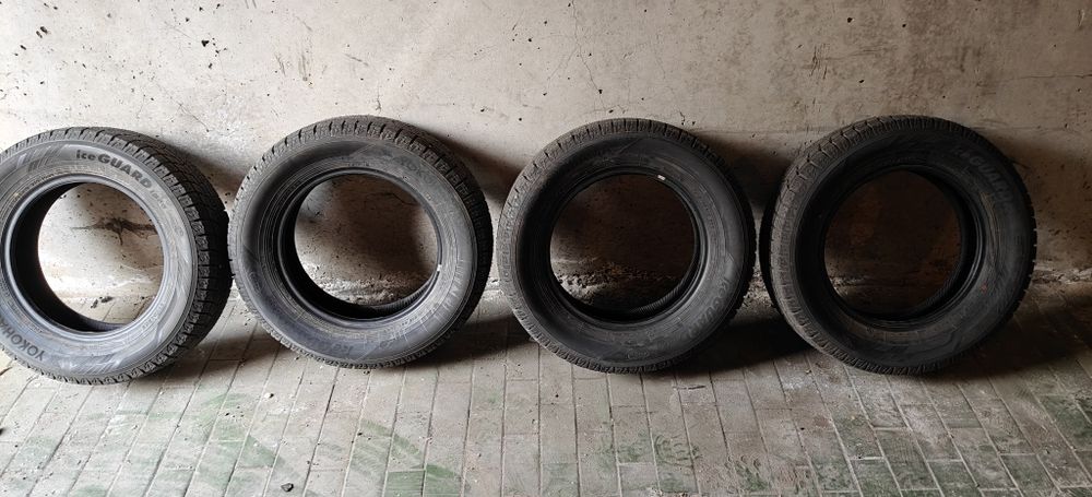 Yokohama зимняя 215/65 R16