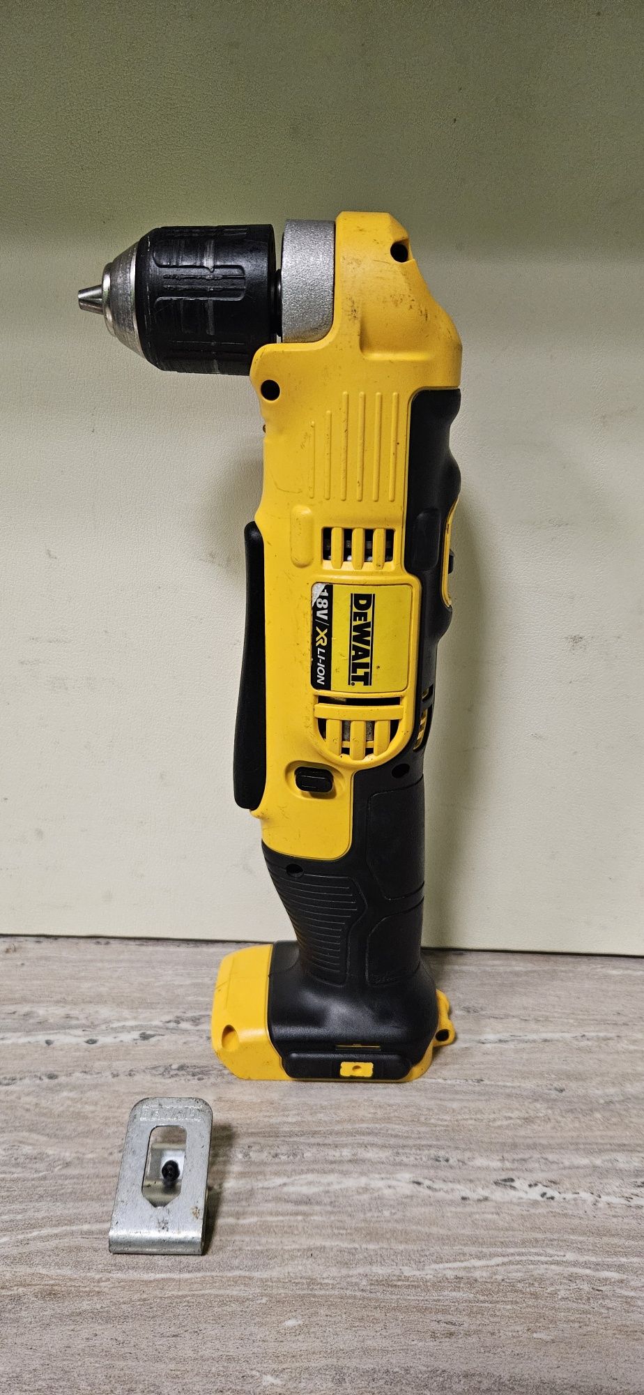 Dewalt Винтоверт Ъглов DCD740 18V