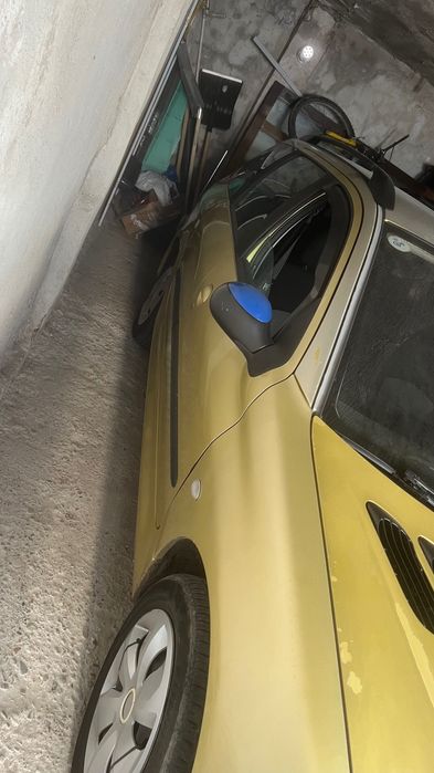 Dezmembrez sau vând Peugeot 206SW RADIAT