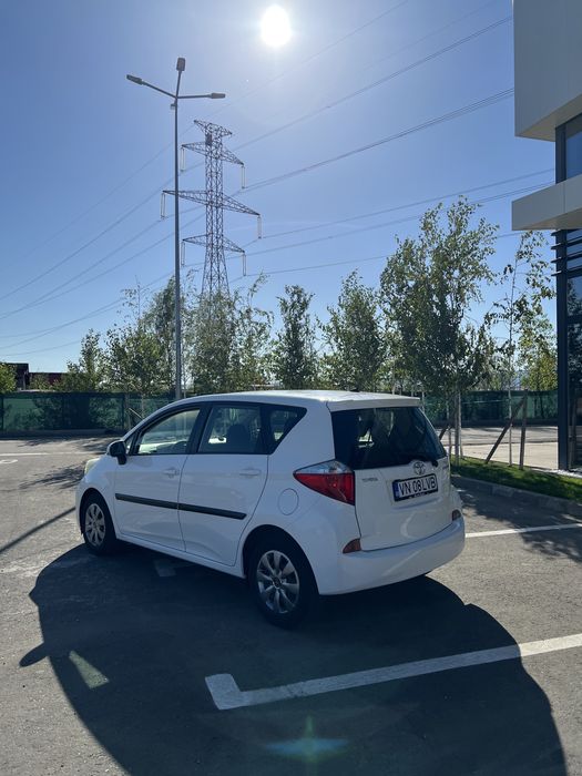 Vand Toyota Verso S 1.4 diesel, intretinuta, consum mic, km reali !