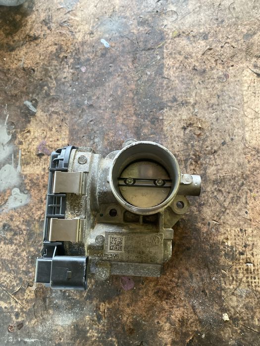 Дроселова клапа за поло 6 сеат ибиза 1.0 MPI