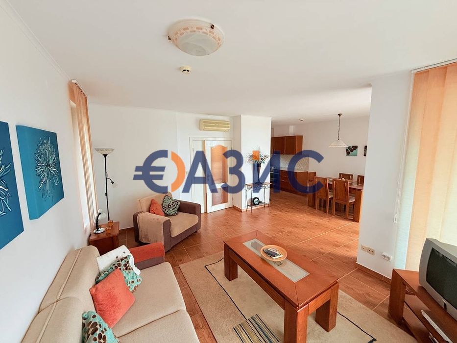 Продава се Четиристаен апартамент в с. Кошарица, Област Бургас - 133 кв.м за 835 €/кв.м - Снимка #2