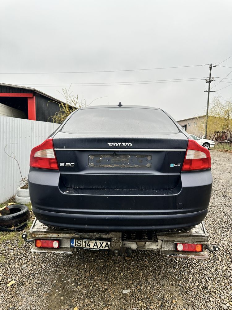 Dezmembrez volvo s80 din 2008