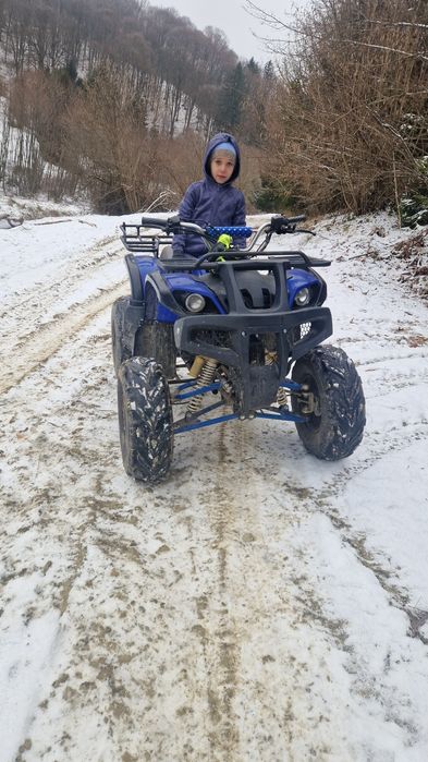 Vând atv honda de 300
