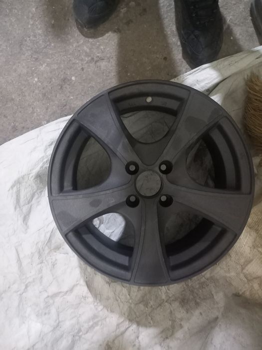 Продам диски на 15