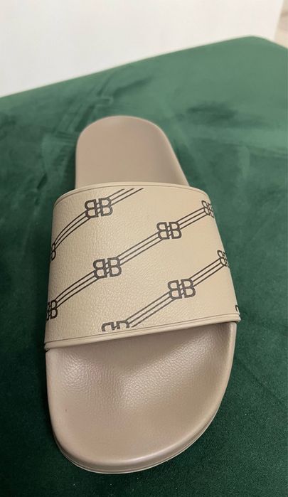 Papuci Balenciaga