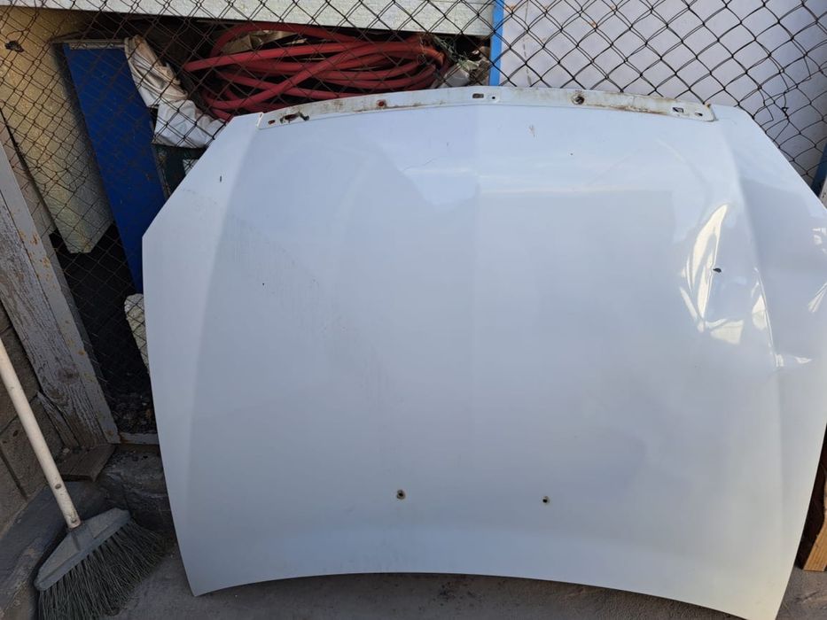 Капот Лада приора б/у