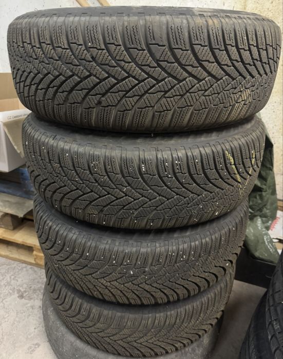 Зимни гуми + джанти 195 65 15 Firestone
