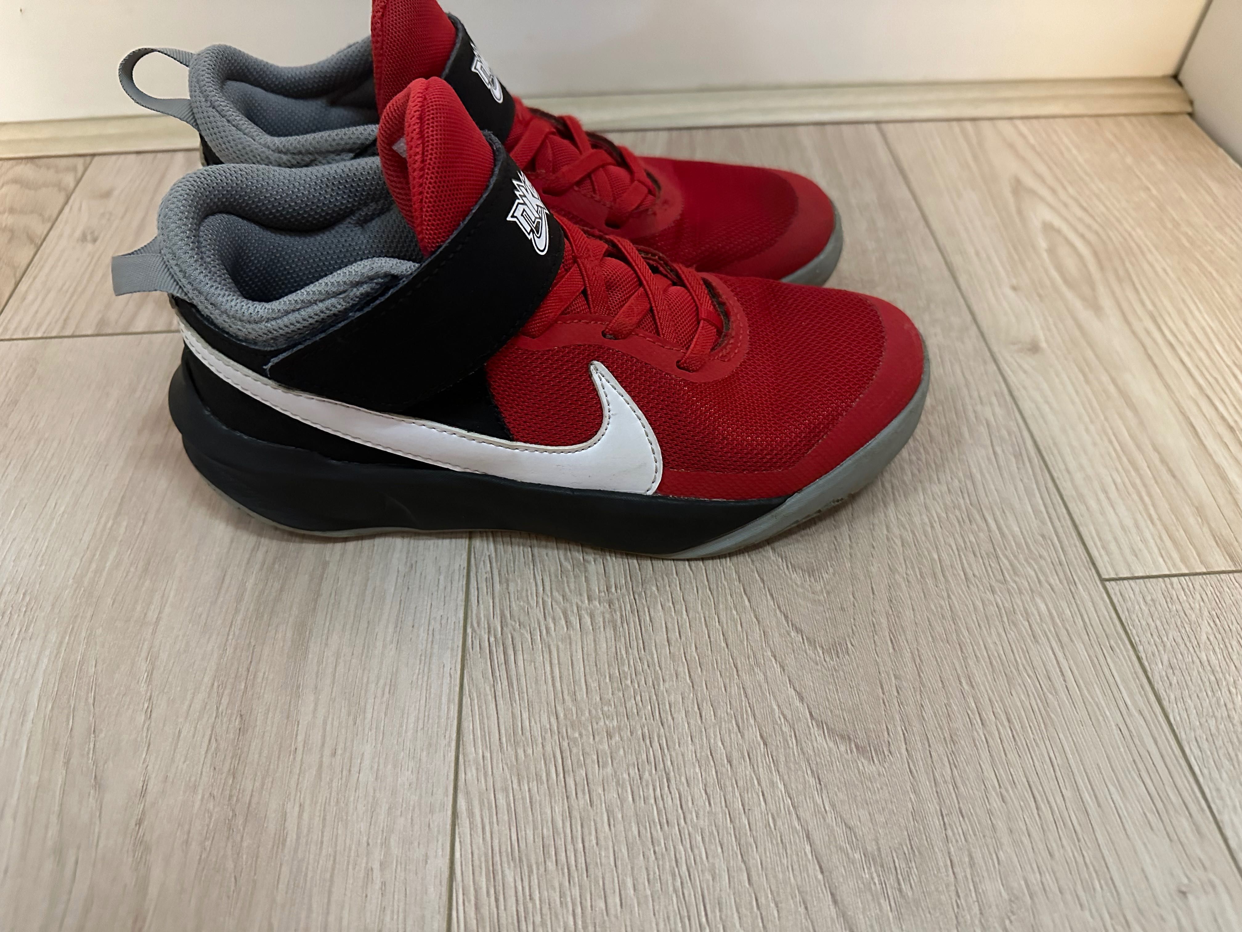 Детски обувки 33, 33.5, 34 размер Nike, Skechers, Under Armour