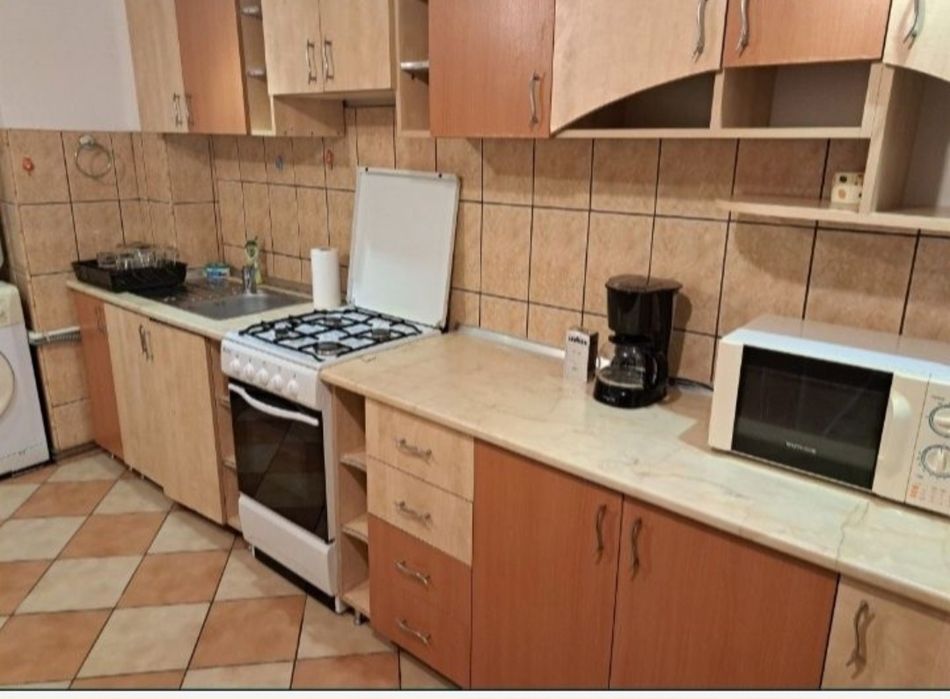 Închiriez apartament in regim hotelier
