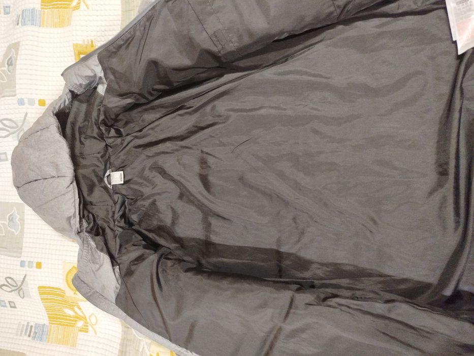 Мъжко яке - ЧИСТО НОВО Само пробвано+ подарък