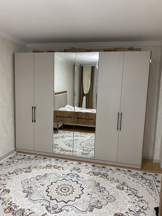 Спальный гарнитур сатылады