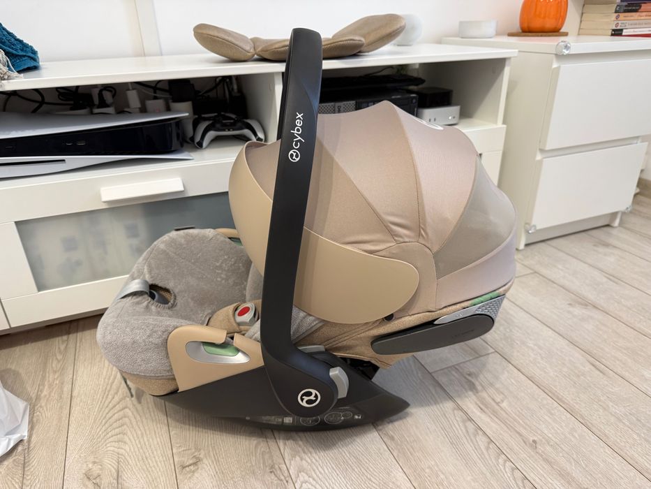 Scoica auto Cybex Cloud T i-Size Plus Cozy Beige