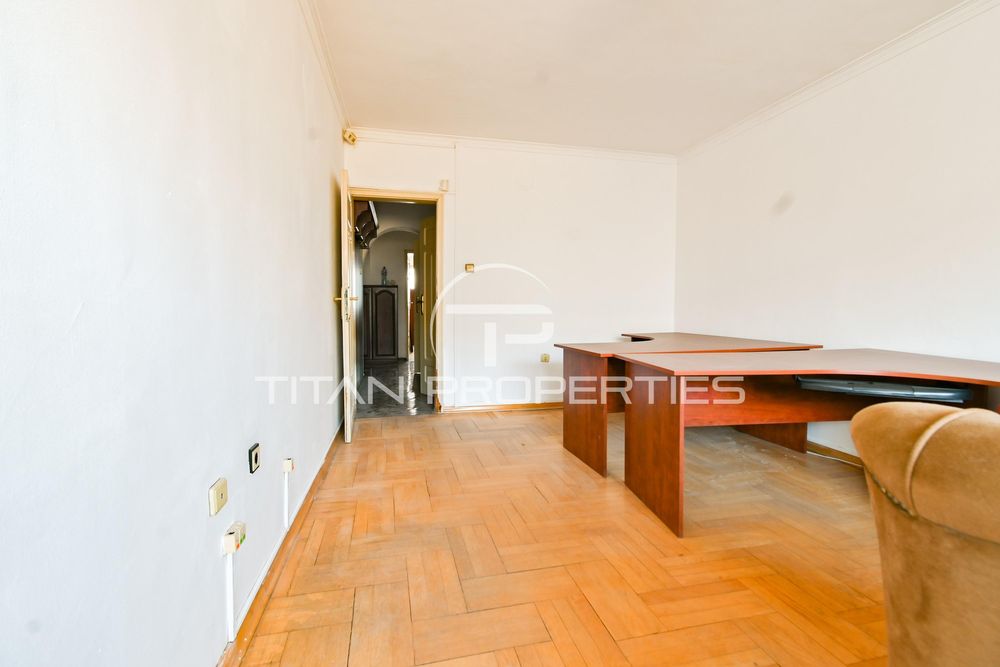 Продава се Тристаен апартамент в София, Иван Вазов - 135 кв.м за 2815 €/кв.м - Снимка #5