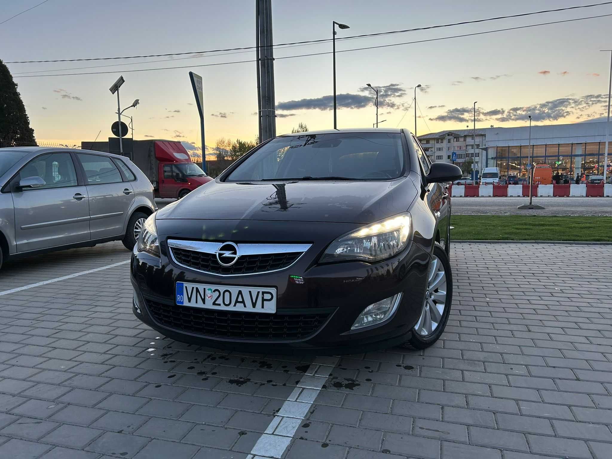 OPEL Astra J 1.7 Cdti