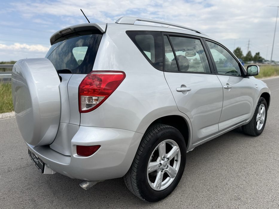 Toyota RAV 4 2.2 D-4D 136к.с FULL / KOJA / KEYLESS