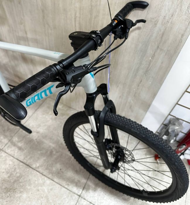 Велосипед GIANT ATX 830 29  новые фирменные модели