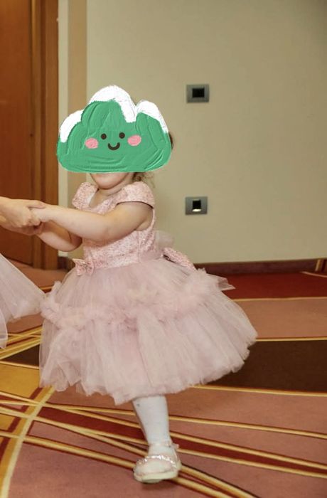 Vând rochiță fetițe eleganta