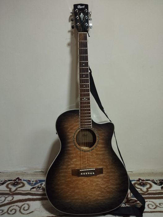 Электроакустическая гитара Cort