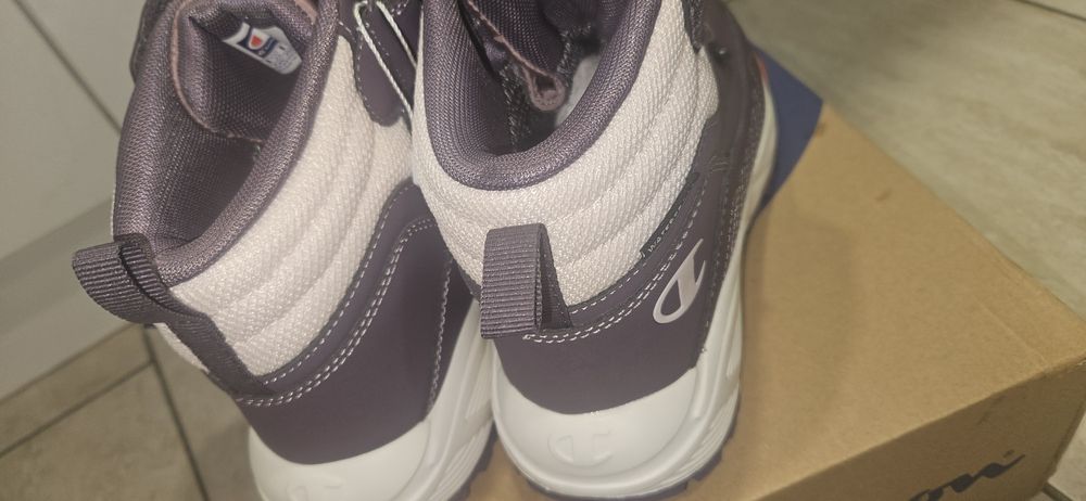 Чисто нови боти, номер 35