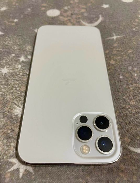 iPhone 12 Pro 256 baterie 100%