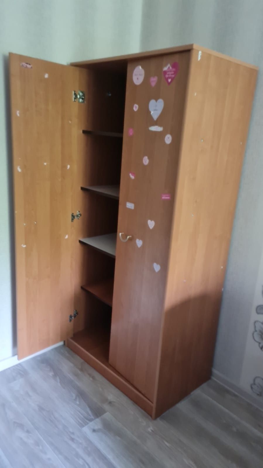 Продам шкаф, в нормальном состоянии