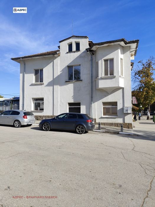 Къща в Плевен, област-гр.Пордим площ 230 цена 160000