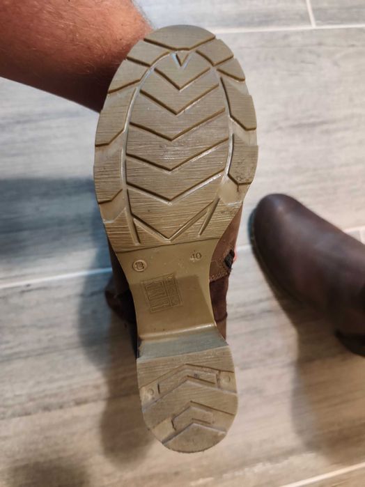 Дамски ботуши - естествена кожа с вълна