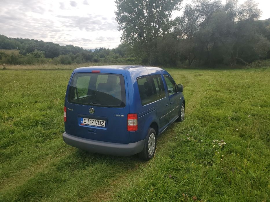 Vând Volkswagen Caddy Life 1,6 benzina+ gpl din 2006