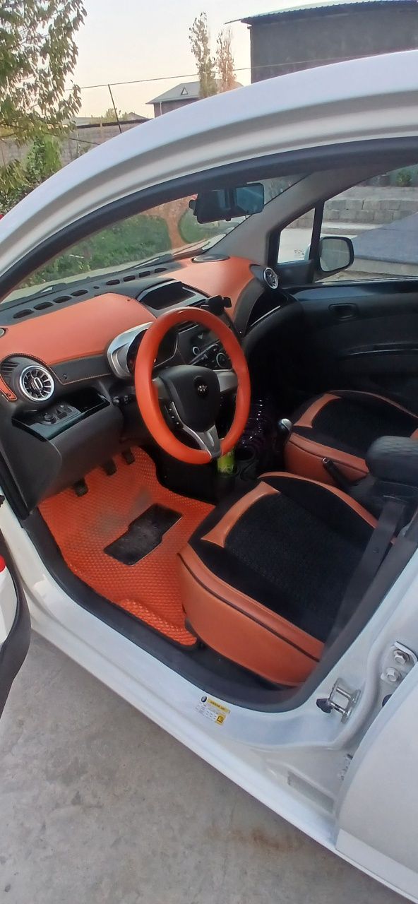 Spark 2022 yil 7.800$