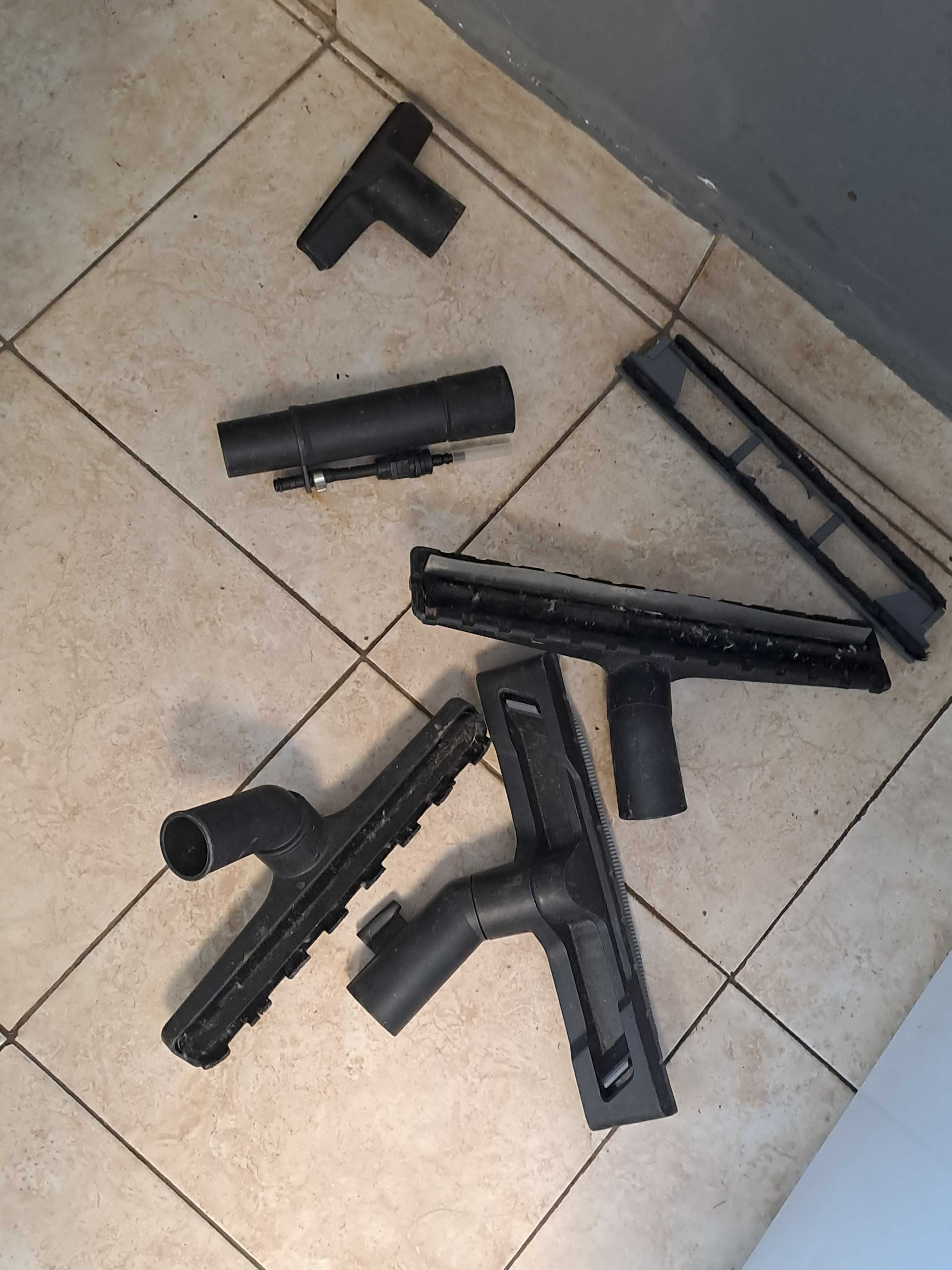 Прахосмукачка Karcher SE-4002