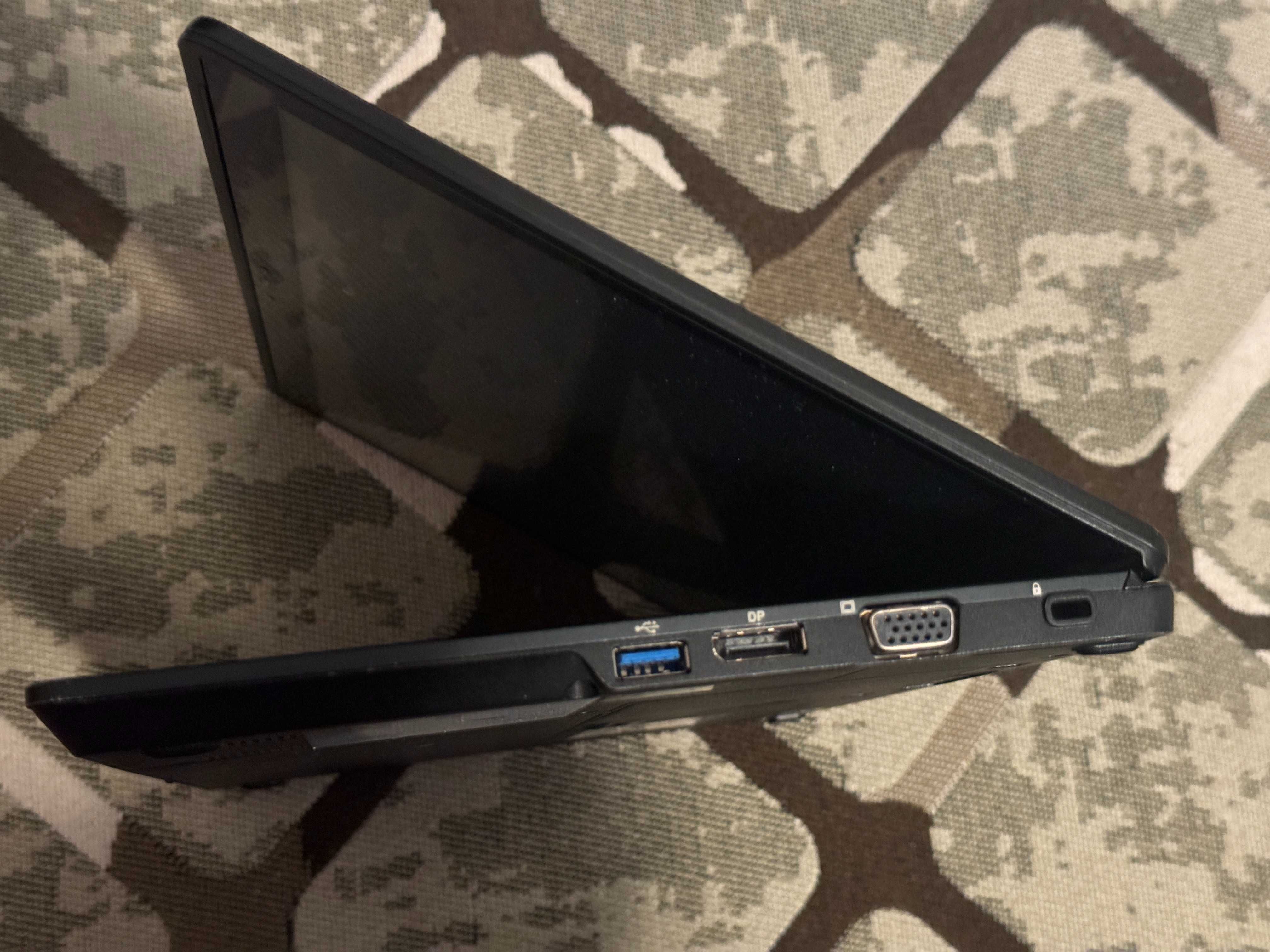 Ultrabook Fujitsu LifeBook U728, i7 g8, 16 ram, 512 SSD, touchscreen.