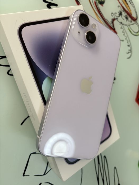 Iphone 14. Baterie 88%