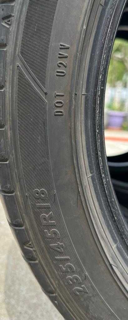 Dunlop anvelope vara 235/45/r18