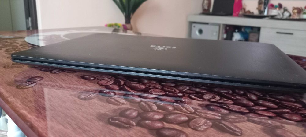 Laptop Terra Mob  14 inch led /  Hdd 500 Gb ,bateria tine 3 ore