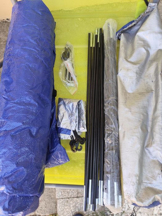 Cort de vara albastru