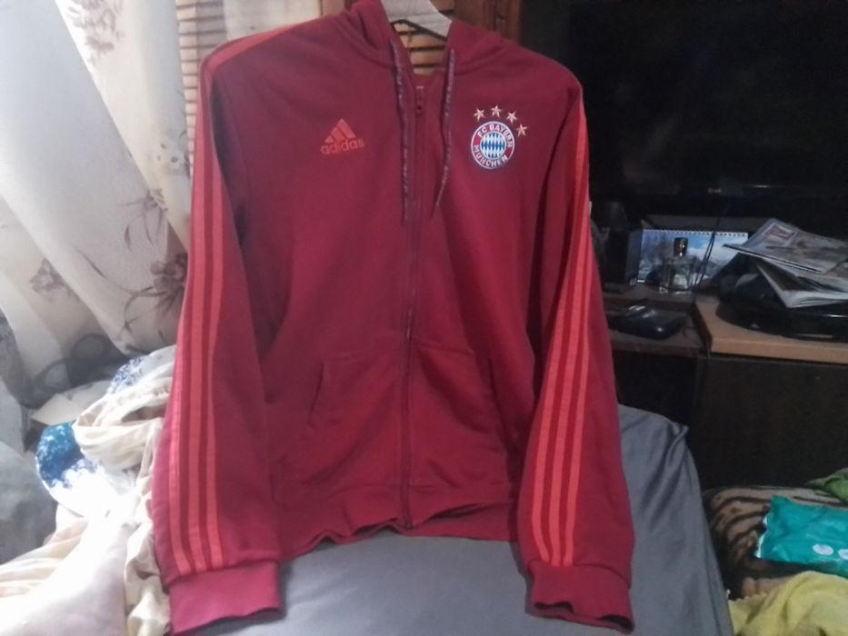 Оригинално горнище на Байрен