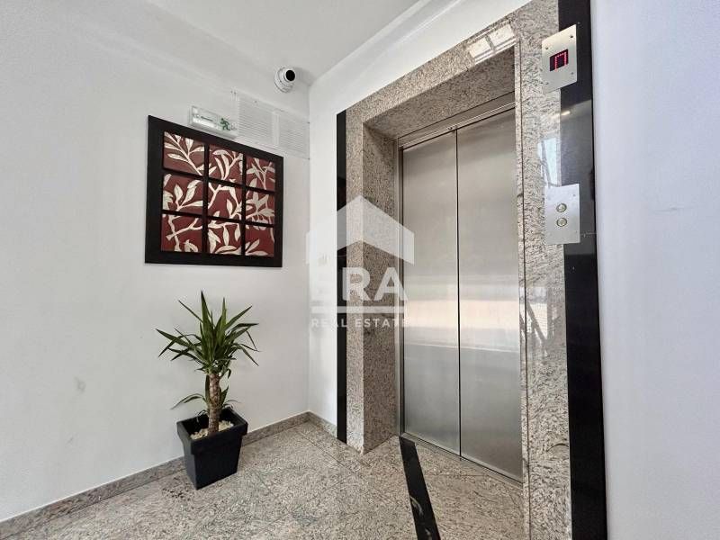 Дава се под наем Офис в София, Център - 135 кв.м за 3500 € - Снимка #7
