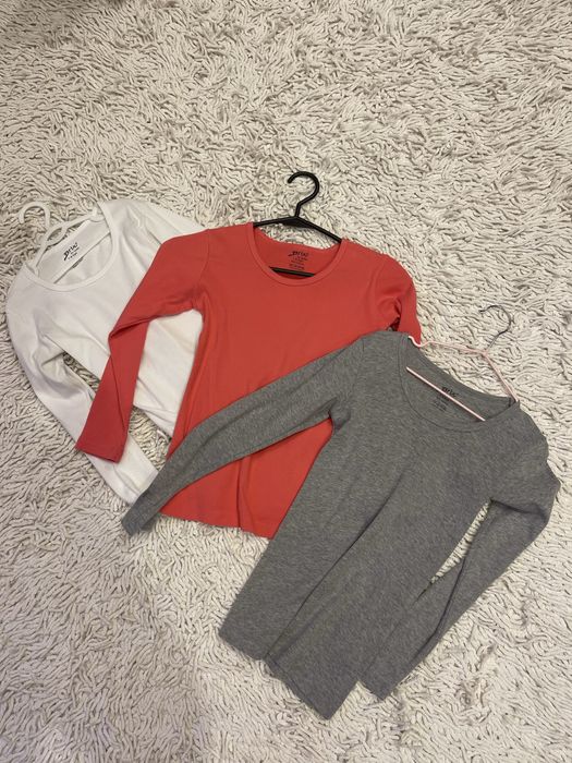 Кофточки трикотажные на 5-6 лет